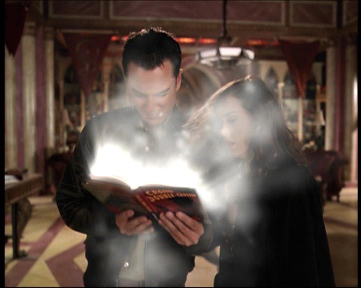 Charmed-Online-dot-net_708CharmedNoir0889.jpg