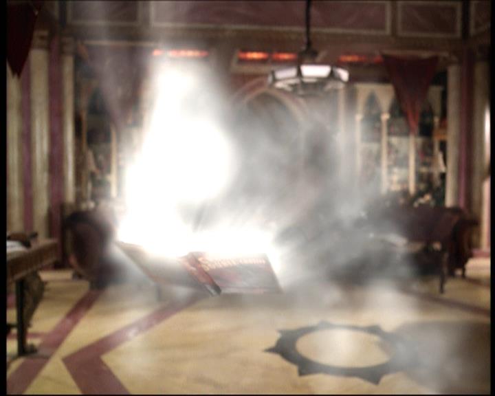 Charmed-Online-dot-net_708CharmedNoir0890.jpg