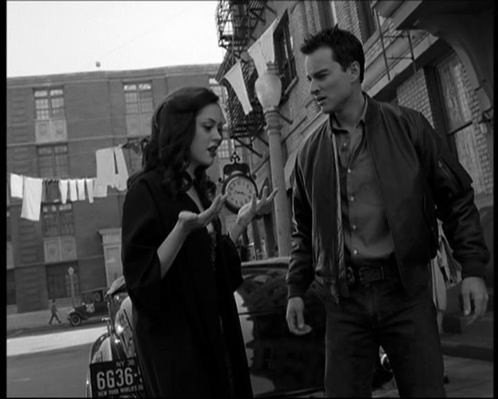 Charmed-Online-dot-net_708CharmedNoir0904.jpg