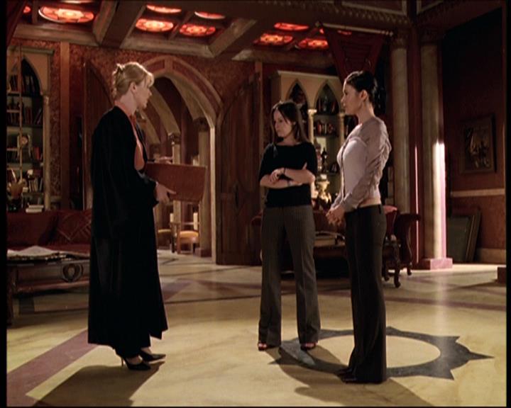 Charmed-Online-dot-net_708CharmedNoir1089.jpg