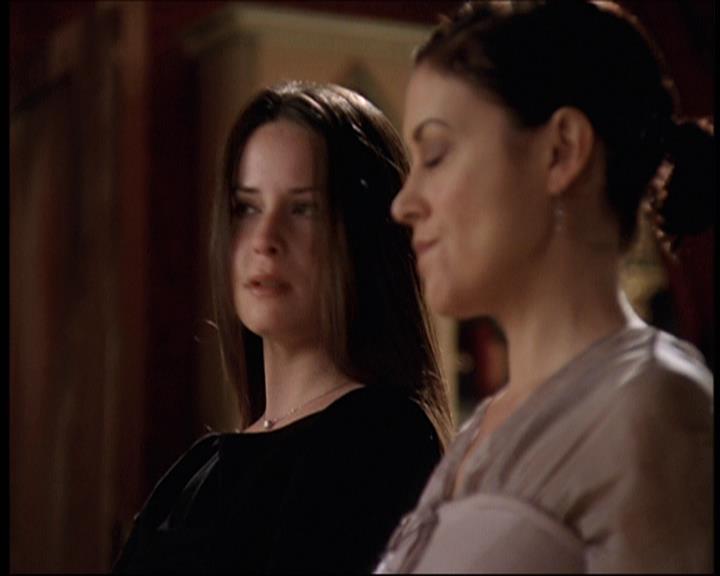 Charmed-Online-dot-net_708CharmedNoir1099.jpg