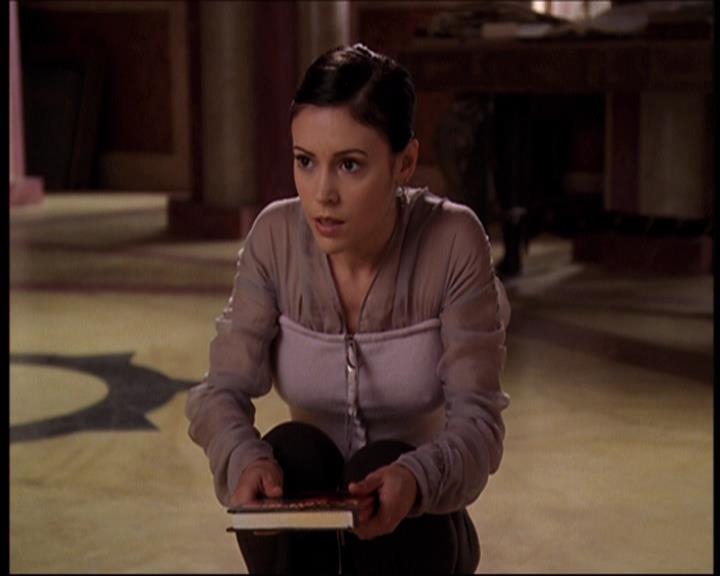 Charmed-Online-dot-net_708CharmedNoir1116.jpg