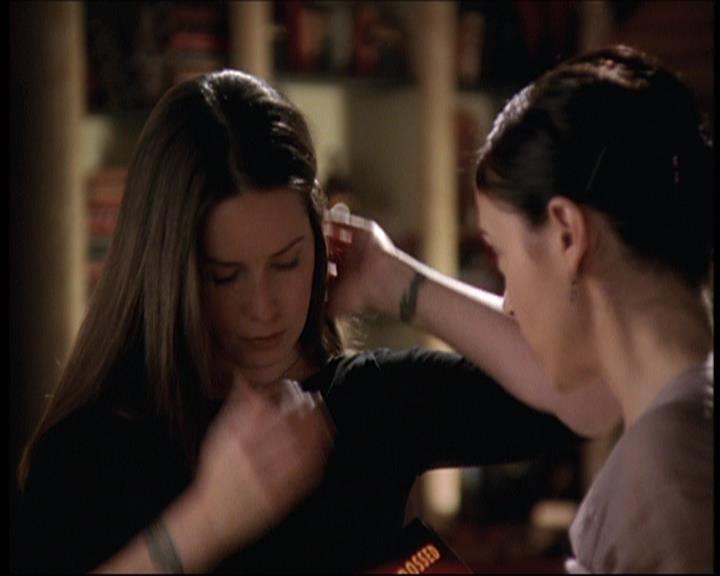 Charmed-Online-dot-net_708CharmedNoir1145.jpg