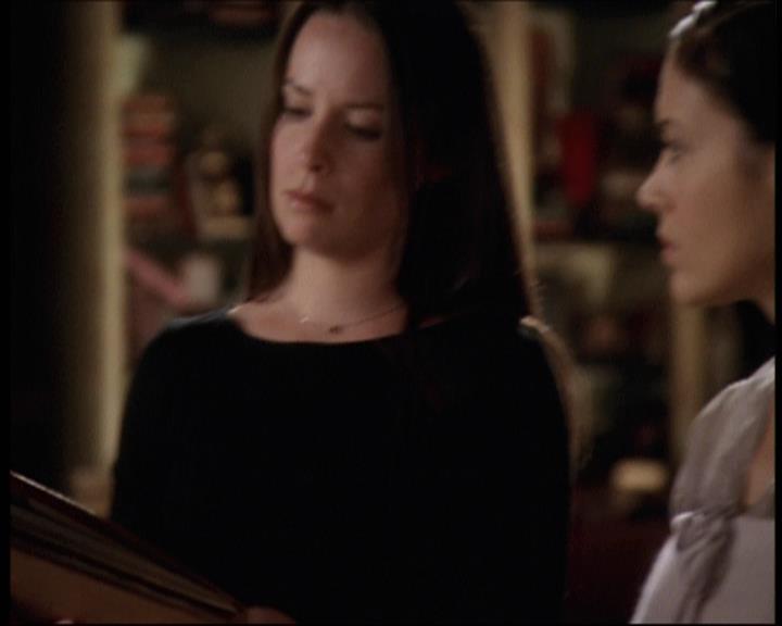 Charmed-Online-dot-net_708CharmedNoir1152.jpg
