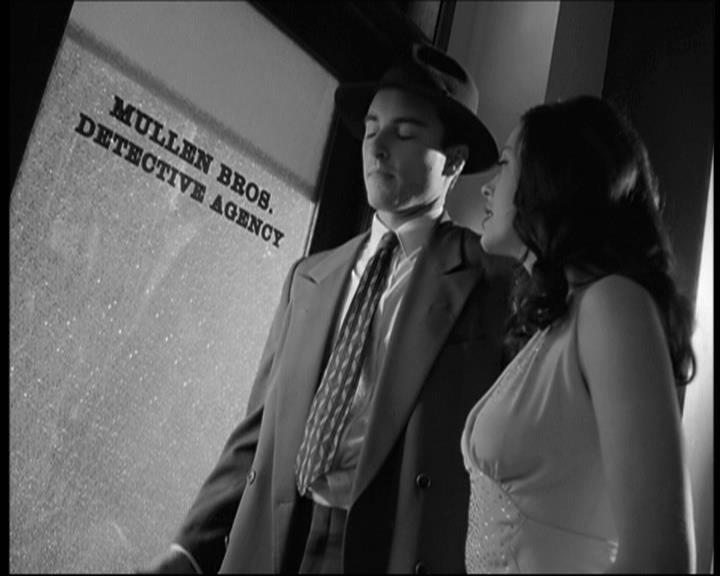 Charmed-Online-dot-net_708CharmedNoir1161.jpg