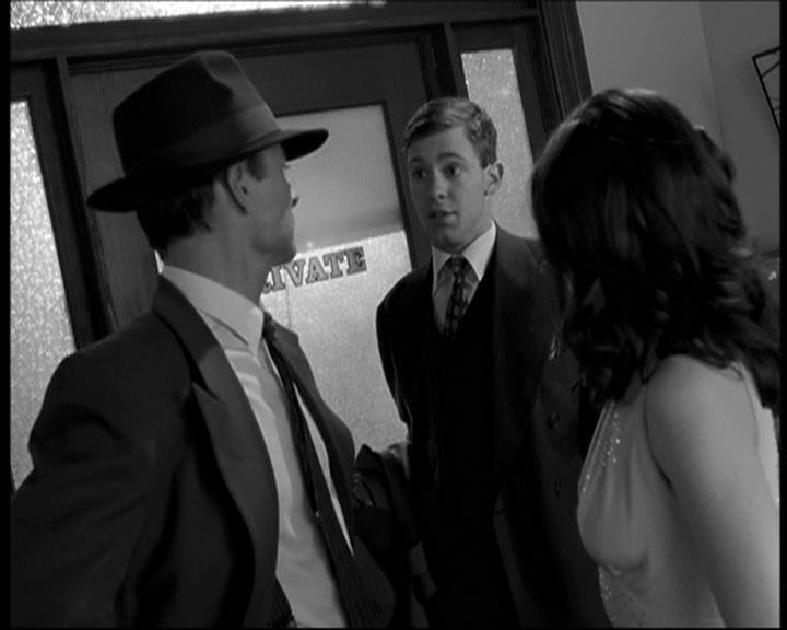 Charmed-Online-dot-net_708CharmedNoir1414.jpg