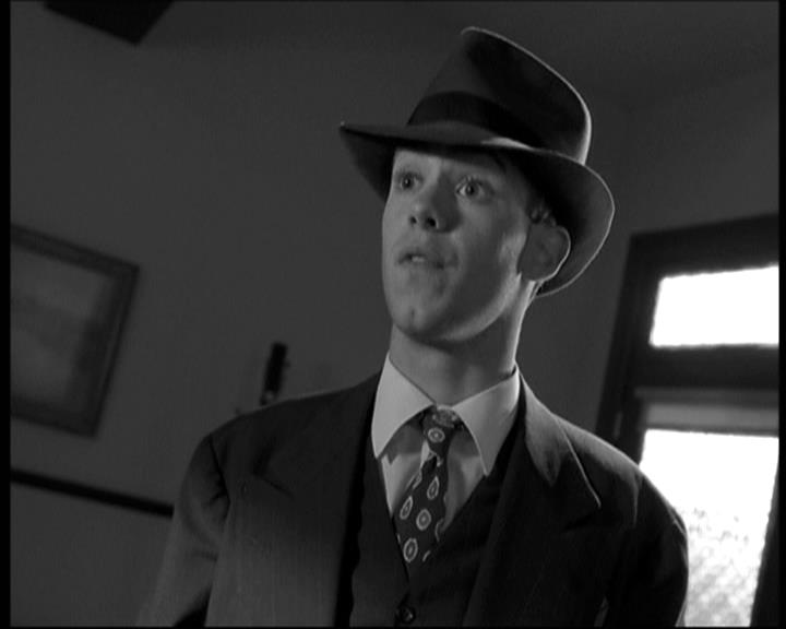 Charmed-Online-dot-net_708CharmedNoir1425.jpg