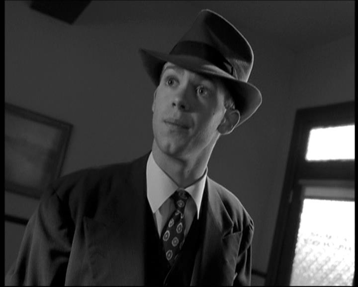 Charmed-Online-dot-net_708CharmedNoir1434.jpg