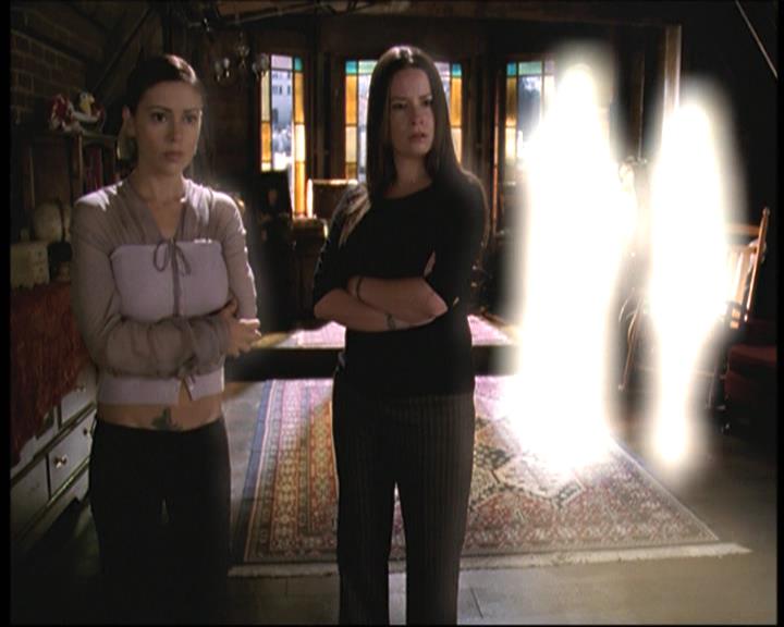 Charmed-Online-dot-net_708CharmedNoir1472.jpg
