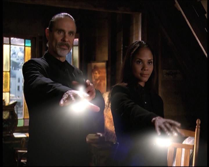 Charmed-Online-dot-net_708CharmedNoir1474.jpg