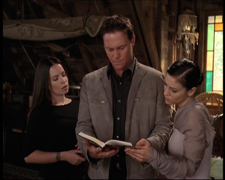 Charmed-Online-dot-net_708CharmedNoir1489.jpg