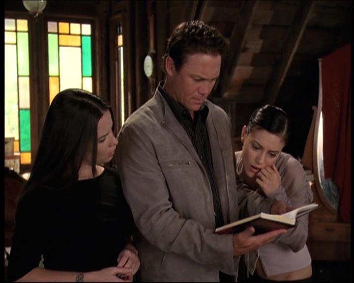 Charmed-Online-dot-net_708CharmedNoir1502.jpg