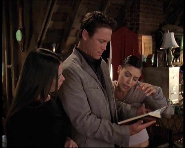Charmed-Online-dot-net_708CharmedNoir1508.jpg