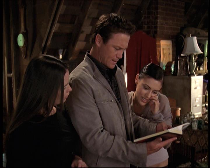 Charmed-Online-dot-net_708CharmedNoir1515.jpg