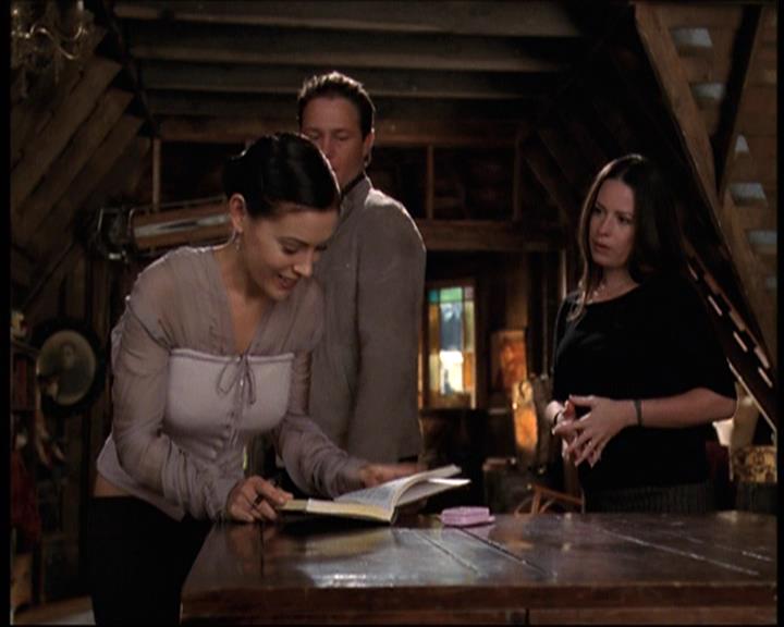 Charmed-Online-dot-net_708CharmedNoir1521.jpg