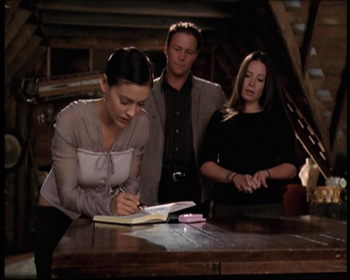 Charmed-Online-dot-net_708CharmedNoir1525.jpg
