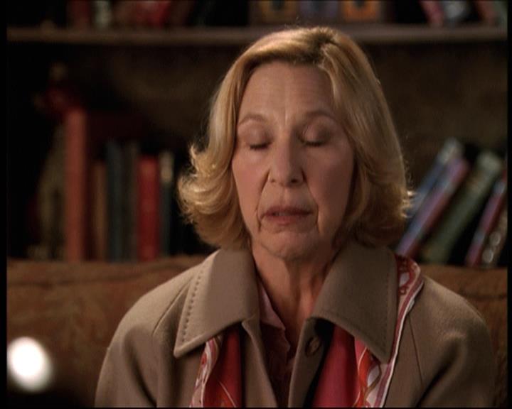 Charmed-Online-dot-net_708CharmedNoir1805.jpg