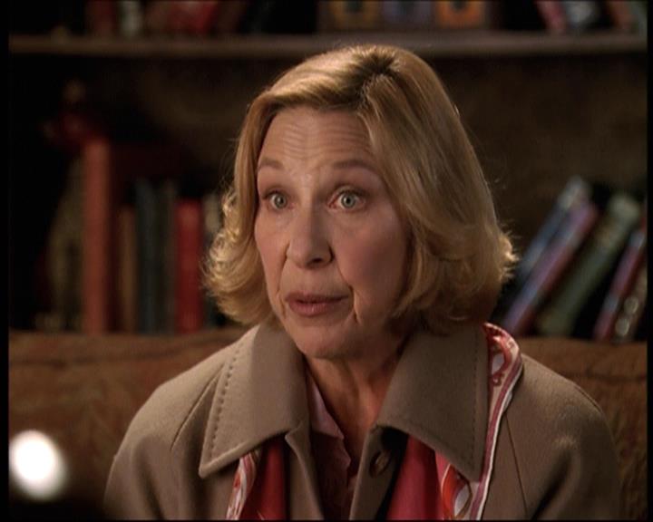 Charmed-Online-dot-net_708CharmedNoir1808.jpg