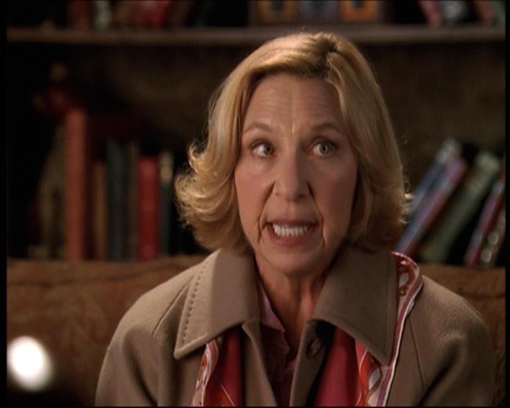 Charmed-Online-dot-net_708CharmedNoir1812.jpg