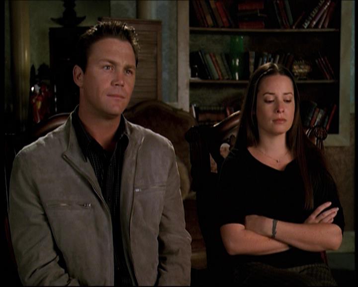 Charmed-Online-dot-net_708CharmedNoir1818.jpg