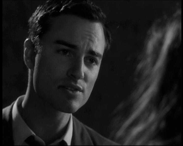 Charmed-Online-dot-net_708CharmedNoir1914.jpg