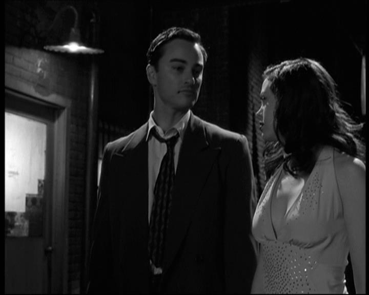 Charmed-Online-dot-net_708CharmedNoir1985.jpg