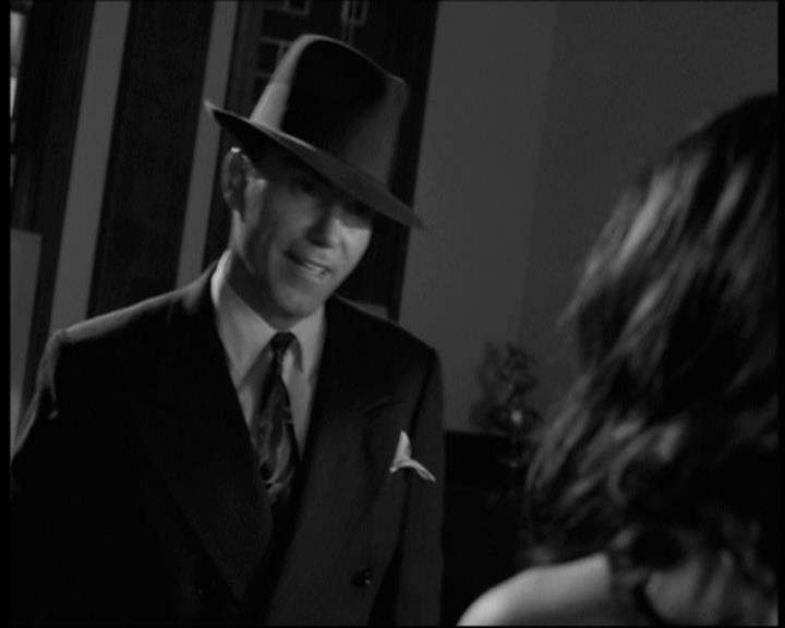 Charmed-Online-dot-net_708CharmedNoir2036.jpg
