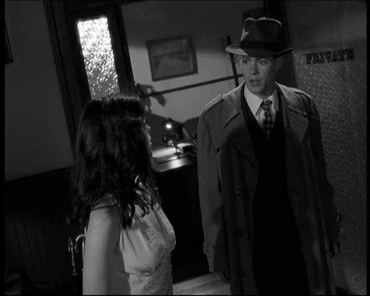 Charmed-Online-dot-net_708CharmedNoir2054.jpg