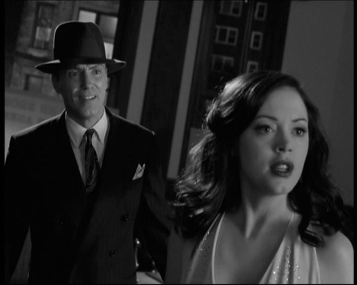 Charmed-Online-dot-net_708CharmedNoir2071.jpg