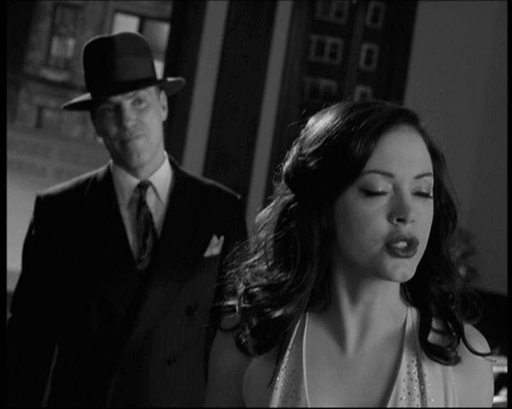 Charmed-Online-dot-net_708CharmedNoir2076.jpg