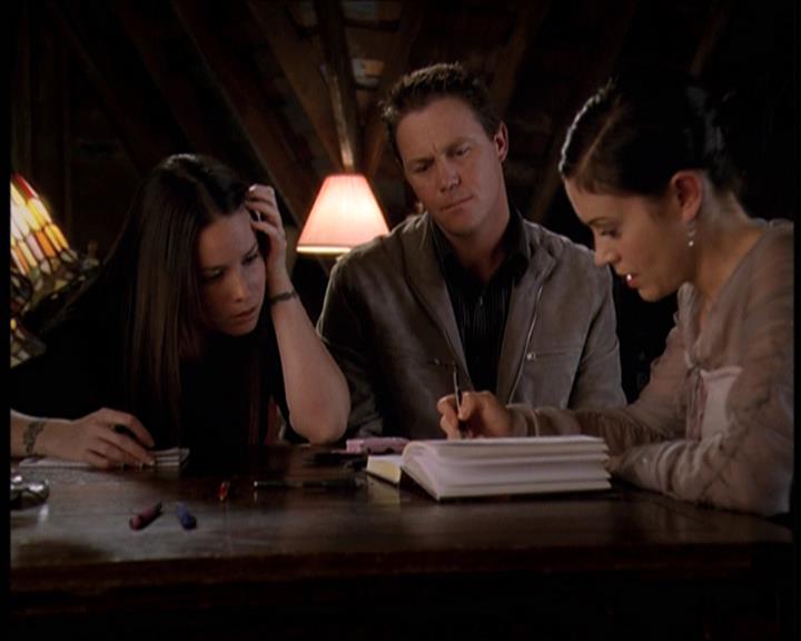 Charmed-Online-dot-net_708CharmedNoir2105.jpg