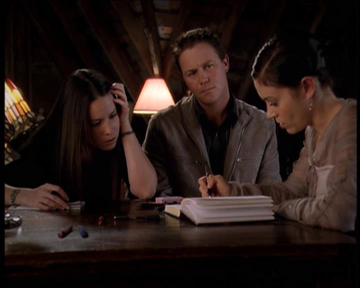 Charmed-Online-dot-net_708CharmedNoir2107.jpg