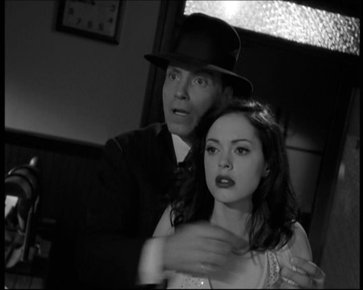 Charmed-Online-dot-net_708CharmedNoir2196.jpg
