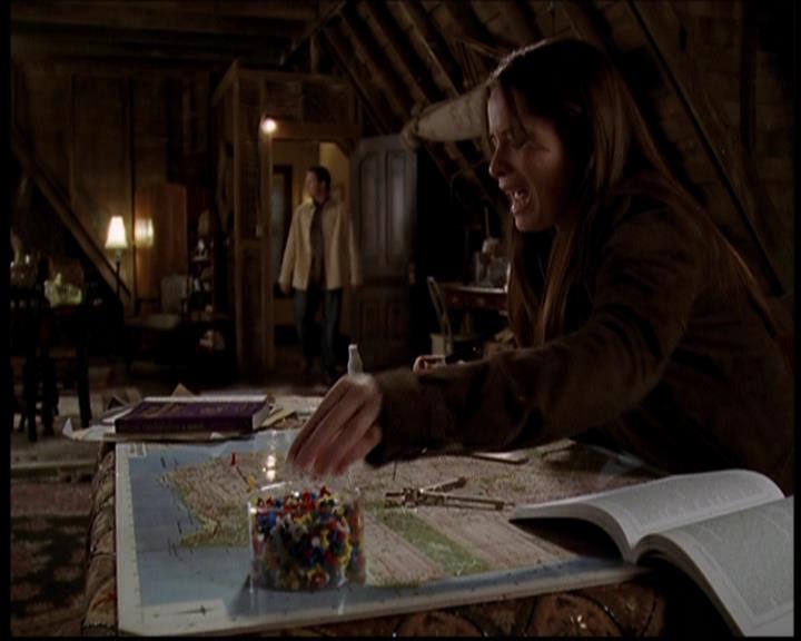 Charmed-Online-dot-709TheresSomethingAboutLeo0017.jpg