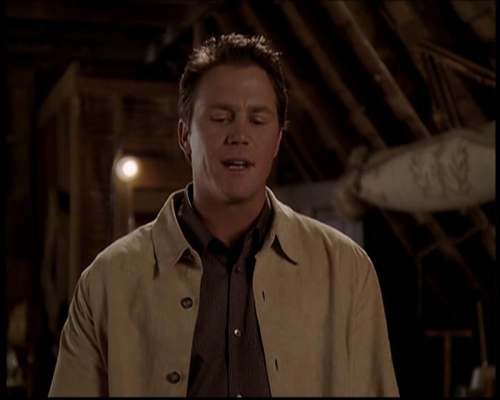 Charmed-Online-dot-709TheresSomethingAboutLeo0041.jpg