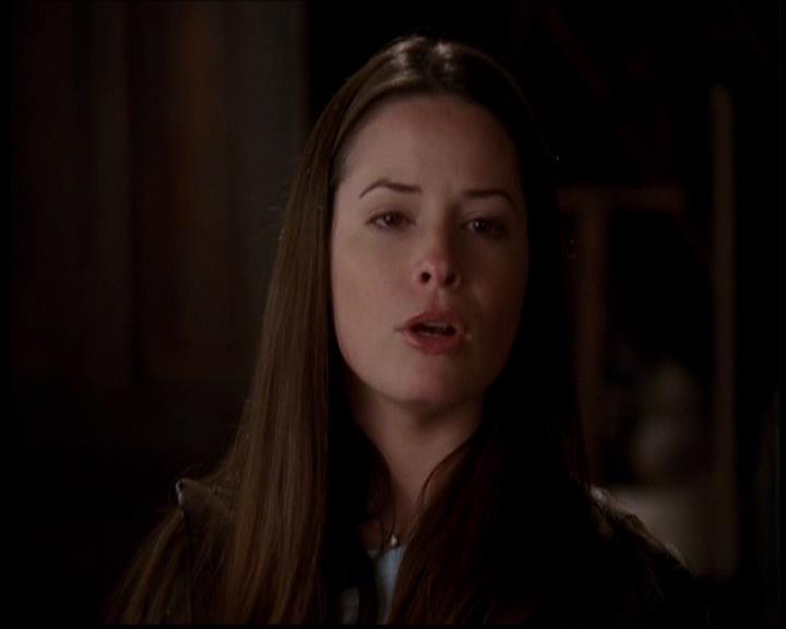 Charmed-Online-dot-709TheresSomethingAboutLeo0056.jpg