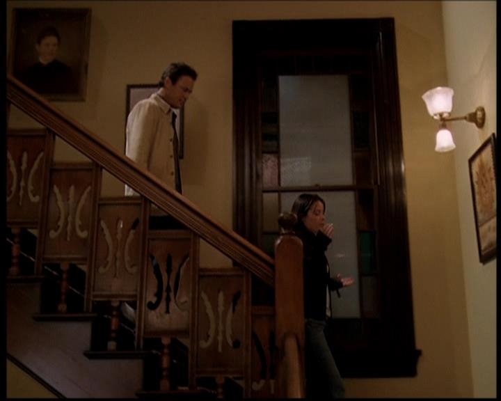 Charmed-Online-dot-709TheresSomethingAboutLeo0067.jpg