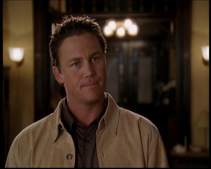 Charmed-Online-dot-709TheresSomethingAboutLeo0091.jpg