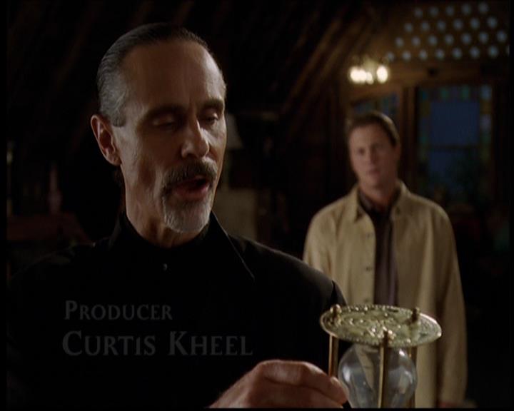 Charmed-Online-dot-709TheresSomethingAboutLeo0260.jpg
