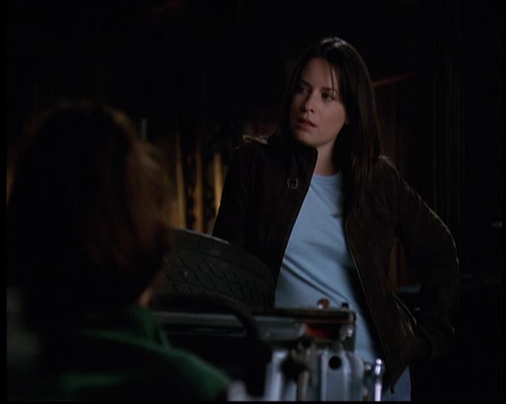 Charmed-Online-dot-709TheresSomethingAboutLeo0387.jpg