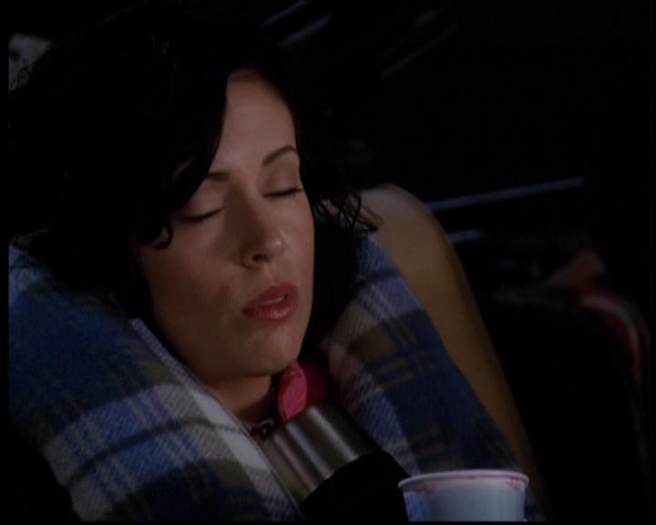 Charmed-Online-dot-709TheresSomethingAboutLeo0452.jpg