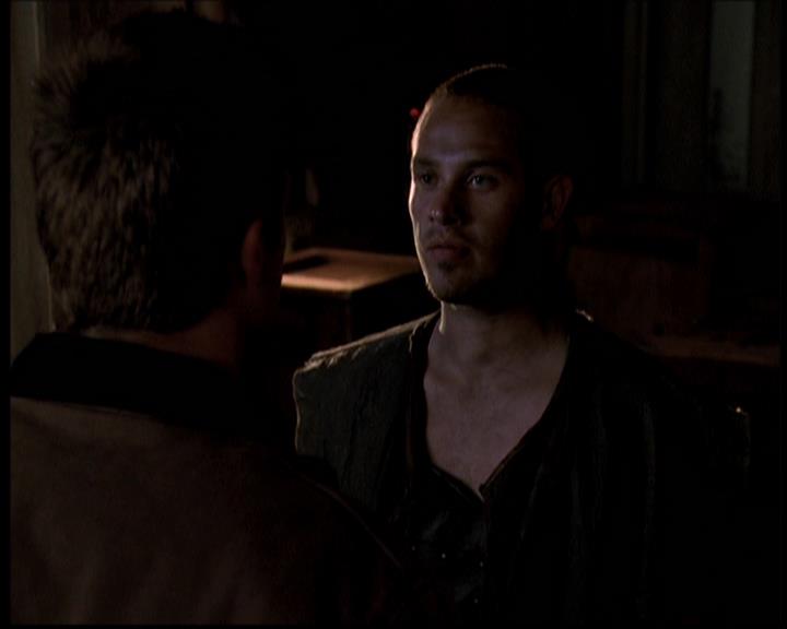 Charmed-Online-dot-709TheresSomethingAboutLeo0470.jpg