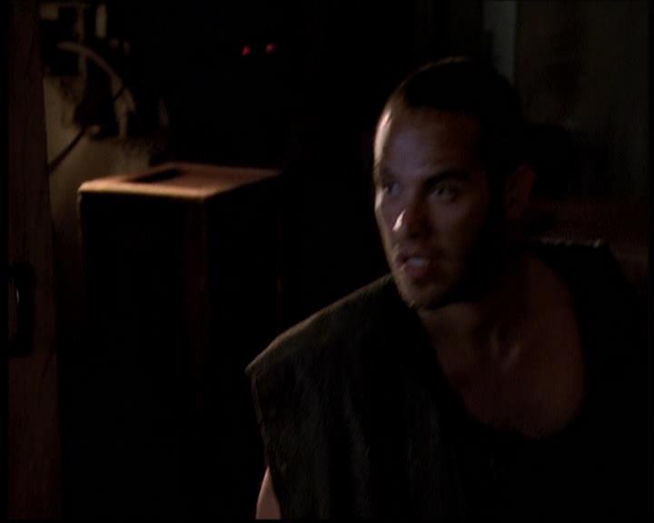 Charmed-Online-dot-709TheresSomethingAboutLeo0475.jpg
