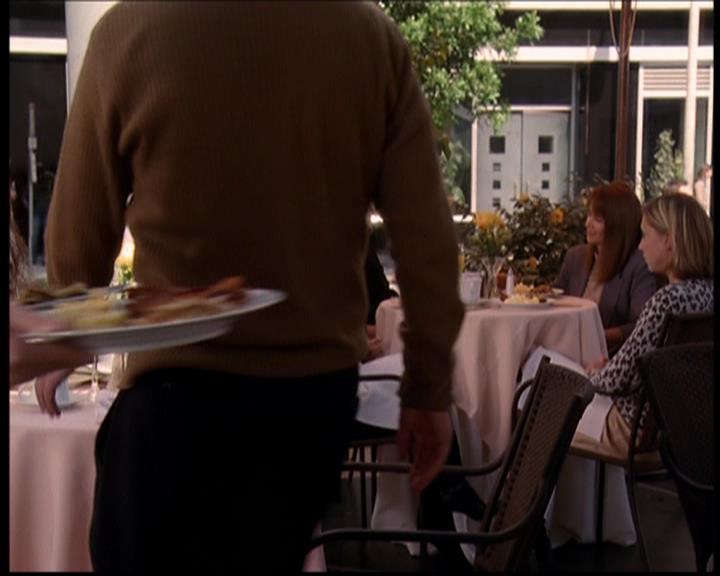 Charmed-Online-dot-709TheresSomethingAboutLeo0554.jpg