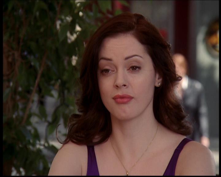 Charmed-Online-dot-709TheresSomethingAboutLeo0638.jpg