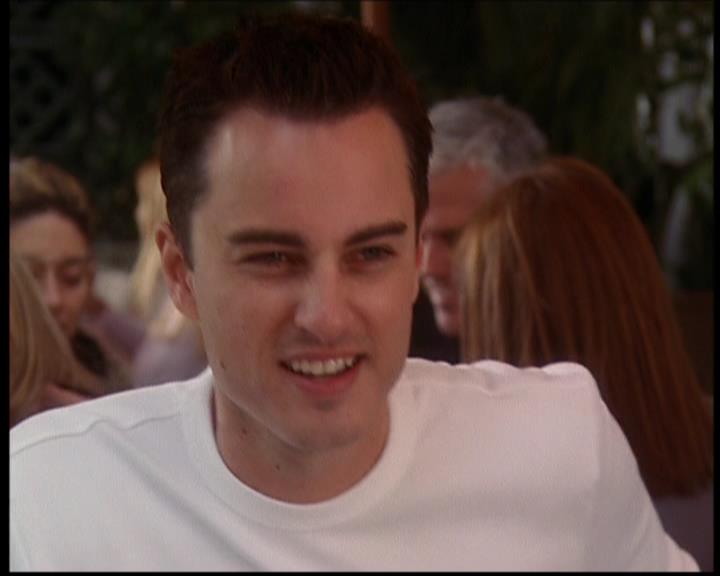 Charmed-Online-dot-709TheresSomethingAboutLeo0662.jpg