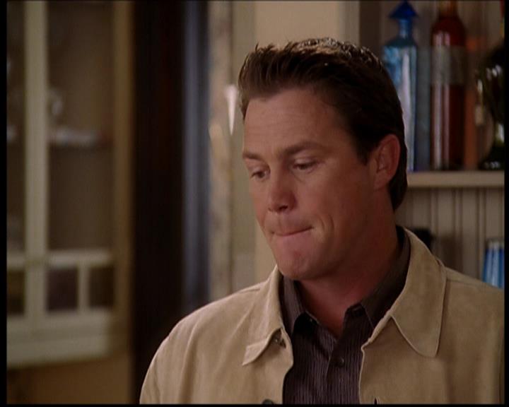 Charmed-Online-dot-709TheresSomethingAboutLeo0789.jpg