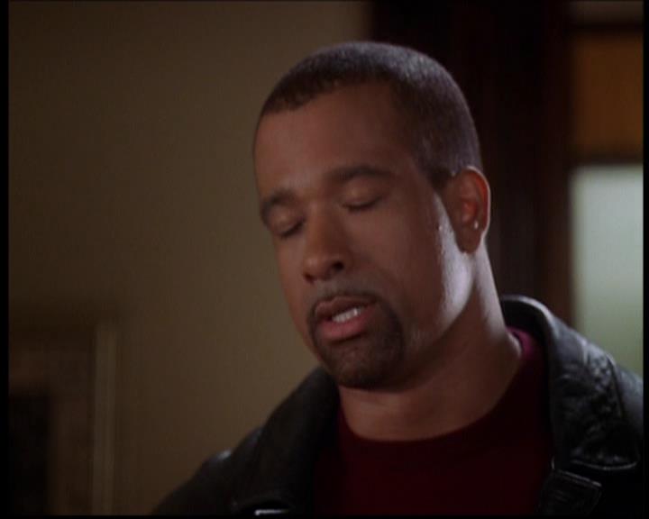 Charmed-Online-dot-709TheresSomethingAboutLeo0842.jpg Charmed-Online-dot-709TheresSomethingAboutLeo0842.jpg