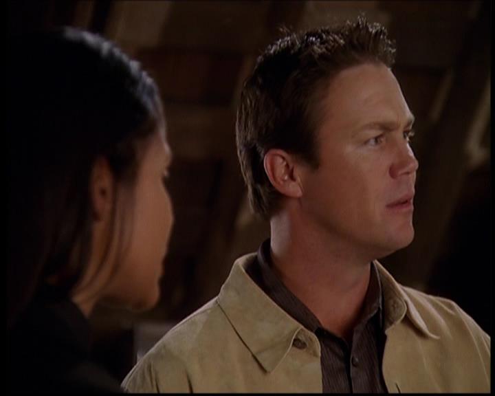 Charmed-Online-dot-709TheresSomethingAboutLeo0924.jpg