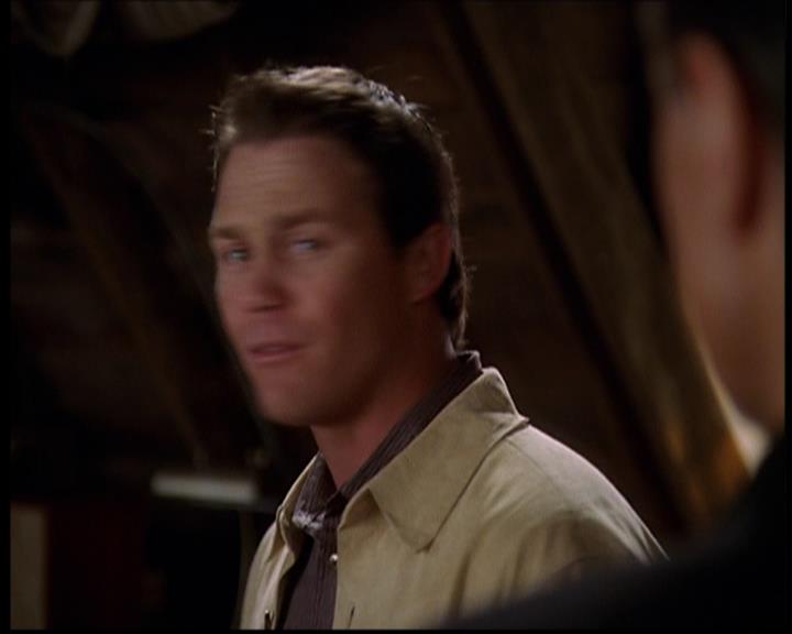 Charmed-Online-dot-709TheresSomethingAboutLeo0932.jpg